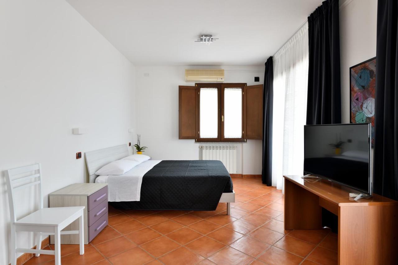 Hotel Sa Omu Bianca Tortolì Esterno foto
